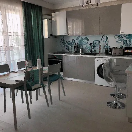 Astoria Sea&lake 66 Appartement *