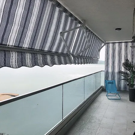 Astoria Sea&lake 66 Appartement *