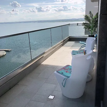 Astoria Sea&lake 66 Mamaia